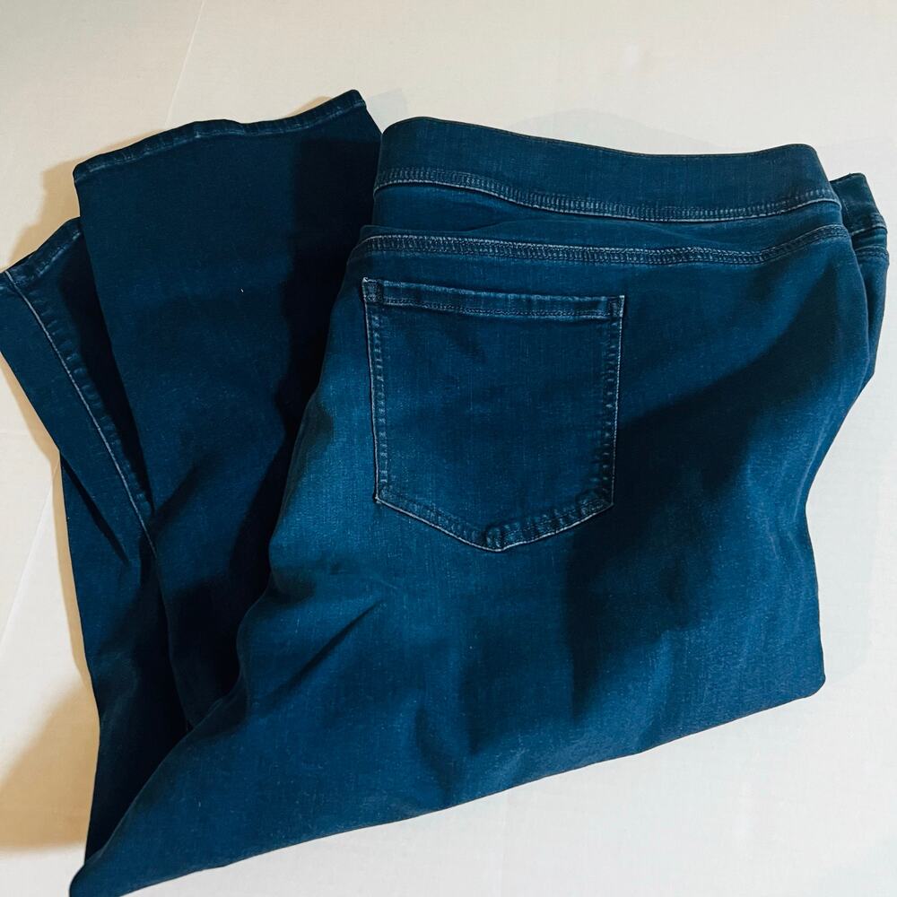 Torrid High Rise Pull on Lean Crop Jeans Size 6X NWT Blue - Picture 5 of 9